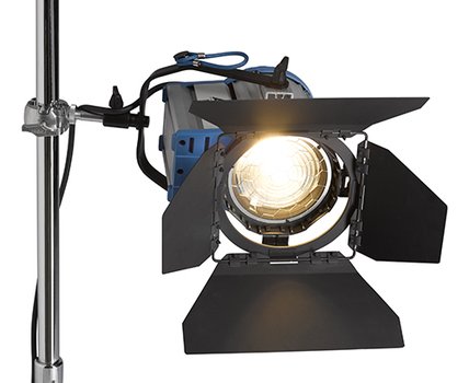 Location Projecteur Fresnel 1K